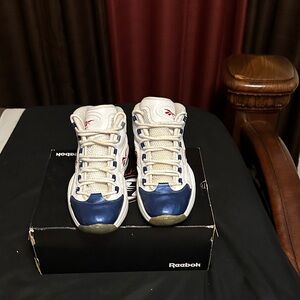 Reebok Mens Question Mid Fitness Workout Basketball Shoes